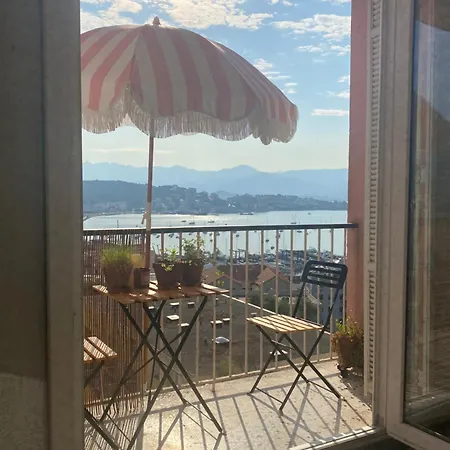 Grand Traversant Et Lumineux, Vue Mer, Dernier Etage, Proche Du Centre-ville * Аяччо